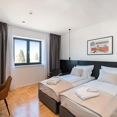 Готель Miramare 4*
