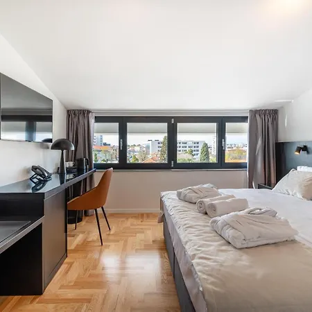 Hotell Miramare Zadar