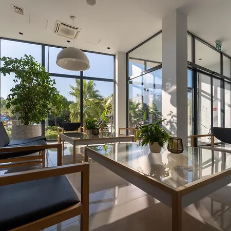 Miramare Hotel 4*