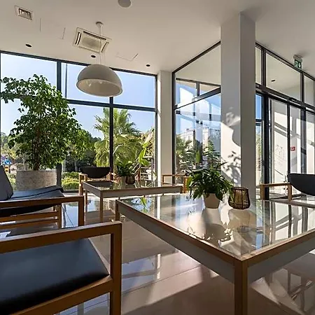 Miramare Hotel 4*